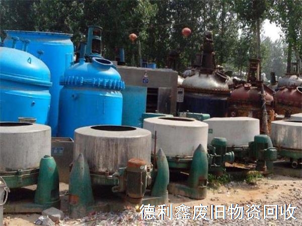化工廠設(shè)備整體回收，專業(yè)拆除回收公司