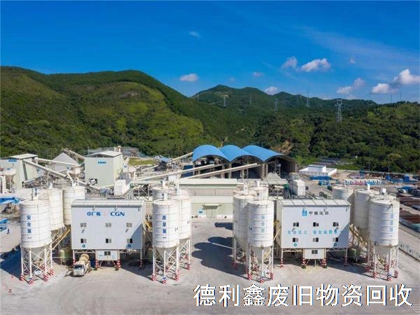 張家口回收攪拌站，專業(yè)攪拌站設(shè)備回收